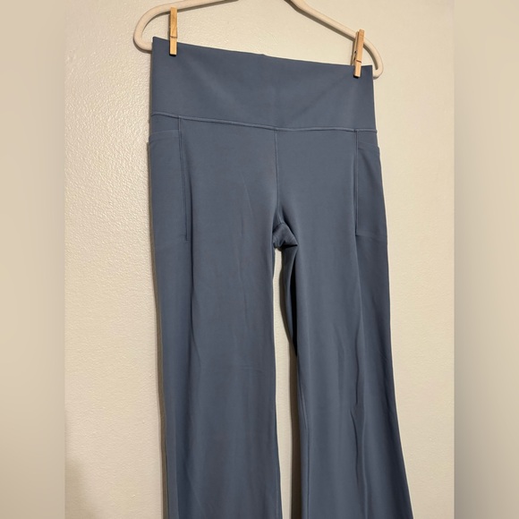 Athleta Salutation Stash Flare Pant in Slate Blue size Large TALL - Picture 3 of 9